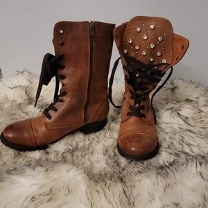 Sigi soho leather boots